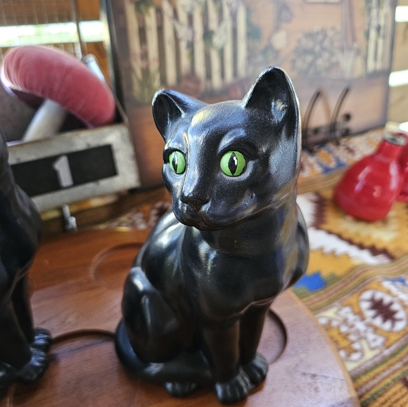Gorgeous Black Cats Halloween Decor - Picture 3 of 4